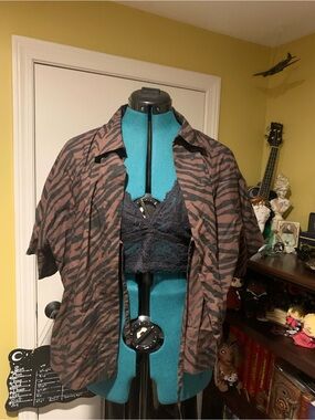 Banana Republic X White Lotus Brown and Black Zebra Print Short Sleeve Shirt
